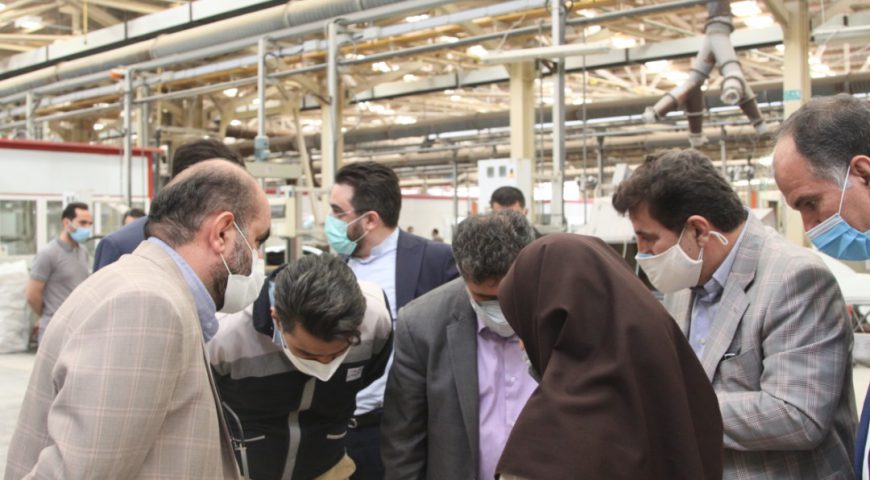 بازدید دکتر حسن تاجیک مدیرعامل هلدینگ آتیه صبا از شرکت آپاداناسرام