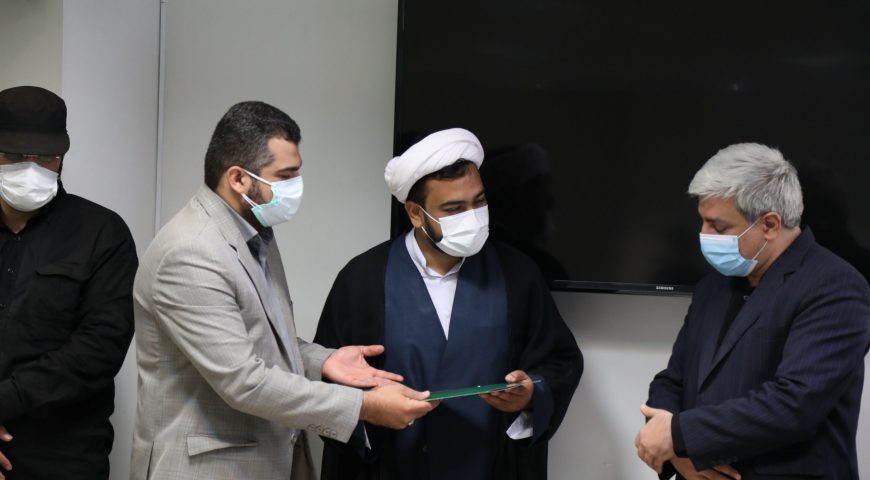 برگزاری آیین گرامیداشت هفته دفاع مقدس و تجلیل از ایثارگران و خانواده معظم شهدا