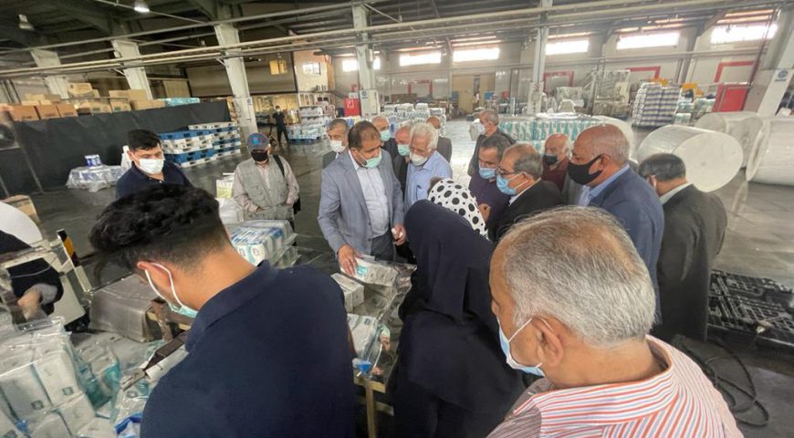 بازدید رؤسای کانون صندوق بازنشستگی استان مازندران از شرکت صنایع کاغذ سازی قائم شهر