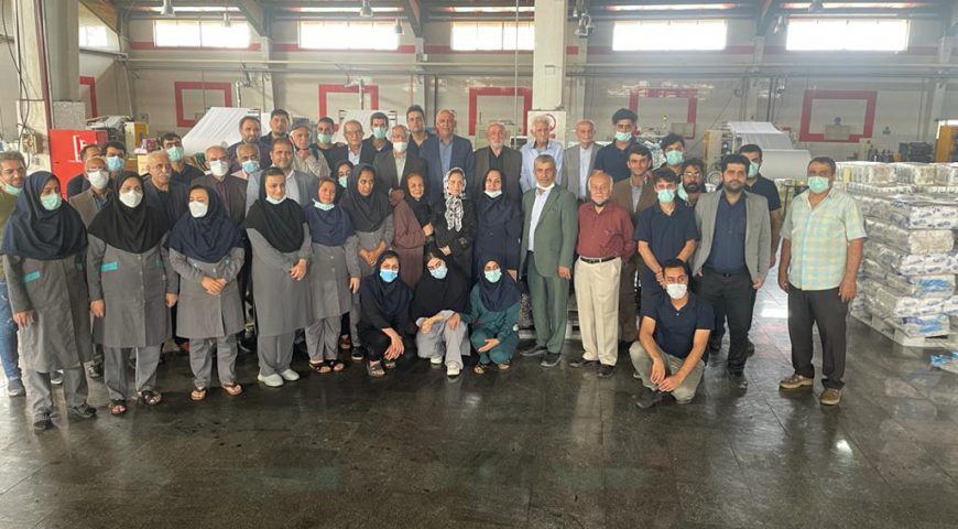بازدید رؤسای کانون صندوق بازنشستگی استان مازندران از شرکت صنایع کاغذ سازی قائم شهر