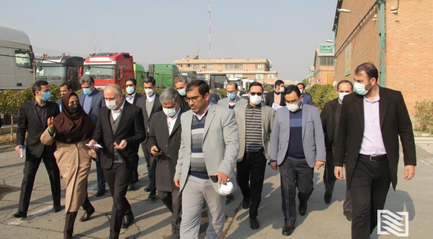 بازدید معاون نظارت و بازرسی امور تولید و توسعه سازمان بازرسی کل کشور از انبارهای متروکه و قضایی شرکت انبارهای عمومی و خدمات گمرکی غرب تهران