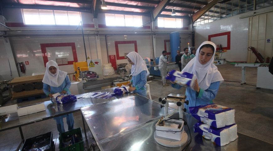 بازدید مدیرعامل شرکت سرمایه گذاری آتیه صبا از صنایع کاغذ سازی قائمشهر