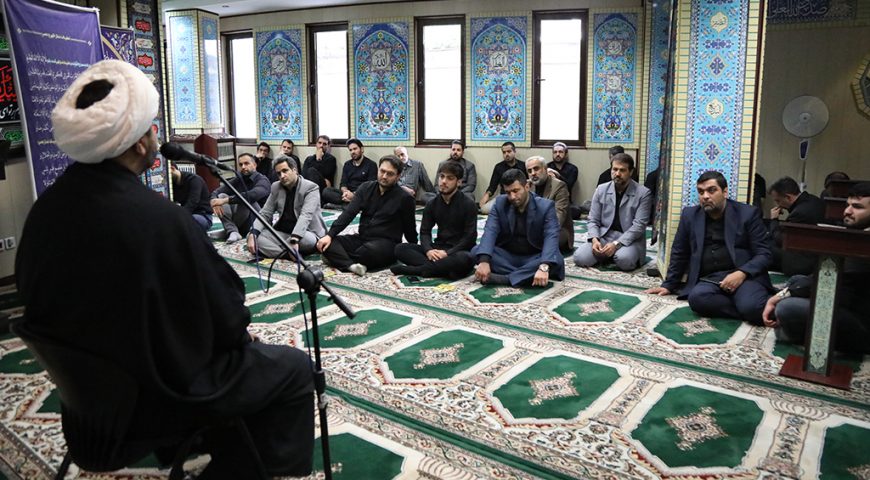 برگزاری مراسم عزاداری سرور و سالار شهیدان اباعبدالله حسین(ع) در هلدینگ آتیه صبا