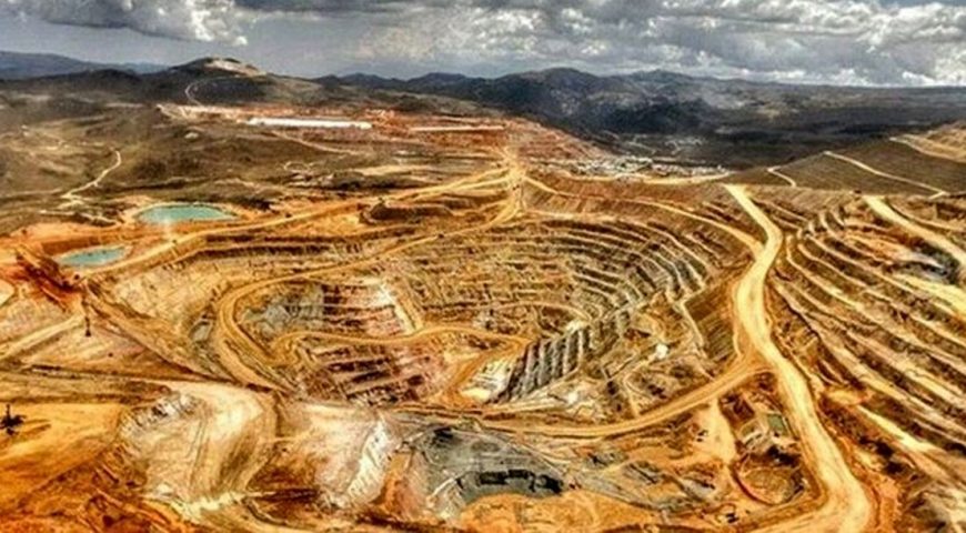اعطای نشان برند سبز به صدر معادن ایرانیان