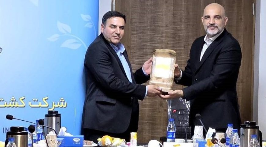 بازدید مدیرعامل آتیه صبا از شرکت کشت و صنعت و دامپروری پگاه فارس