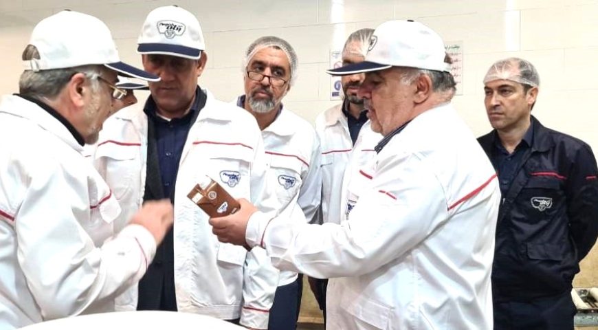 بازدید مدیران عامل آتیه صبا و صنایع شیر ایران پگاه، از خطوط تولید شرکت پگاه تهران