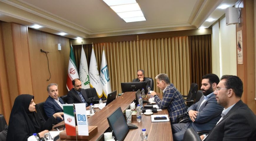 نشست شورای حقوقی هلدینگ سرمایه‌گذاری آتیه صبا در شرکت انبارهای عمومی و خدمات گمرکی ایران برگزار شد