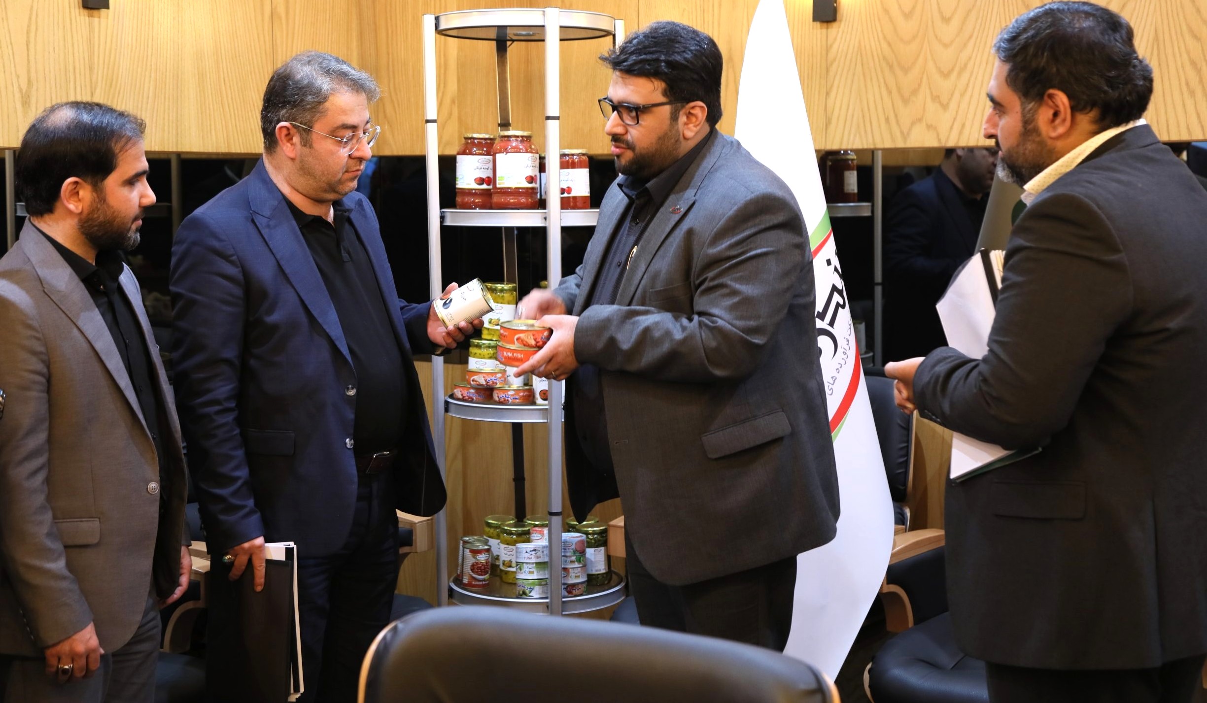 فرآورده‌های شیلاتی بندرعباس از محصولات جدید خود رونمایی کرد